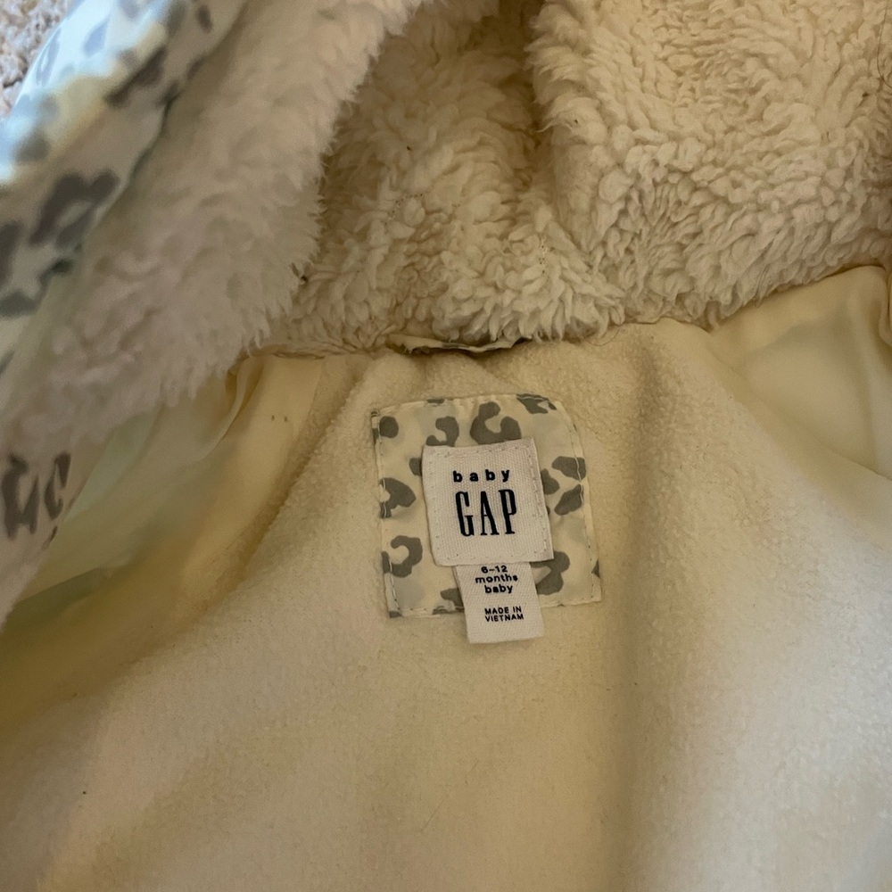 Leopard print winter puffer for baby girl